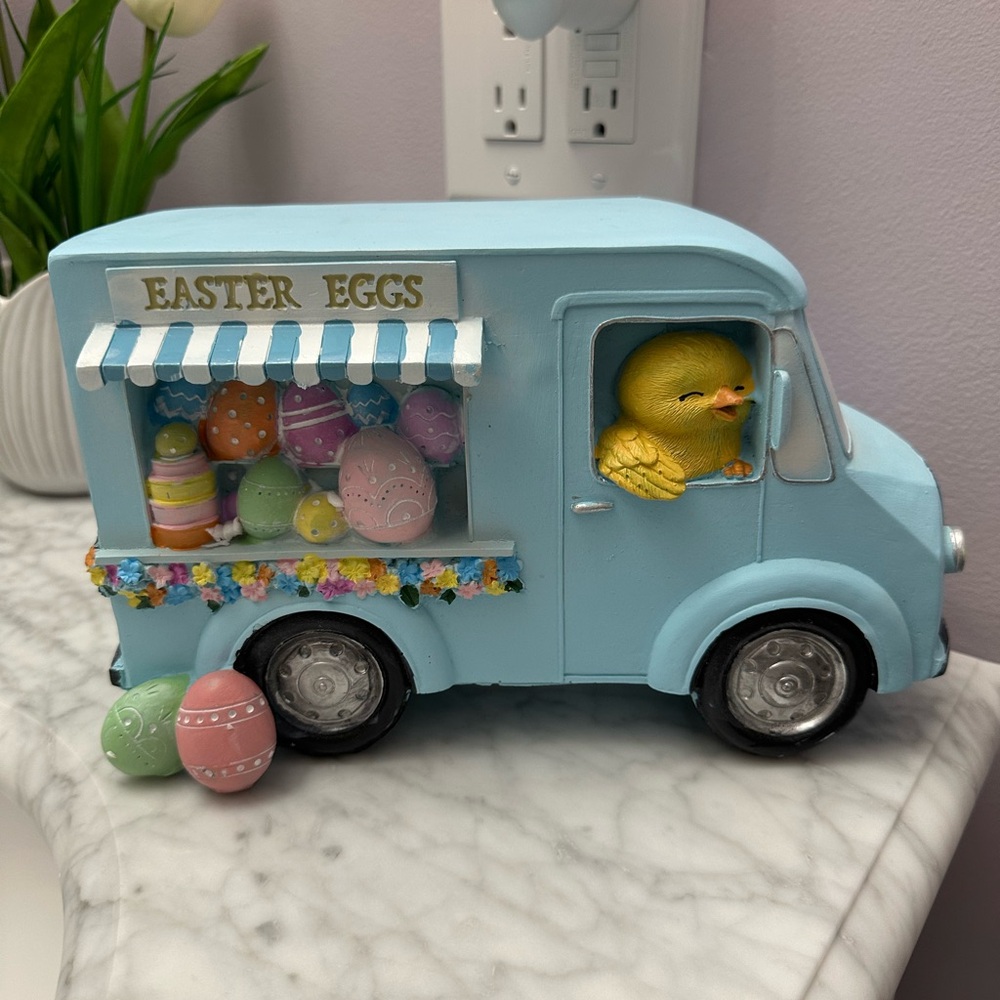 Easter Decor - Easter egg truck with chick driver